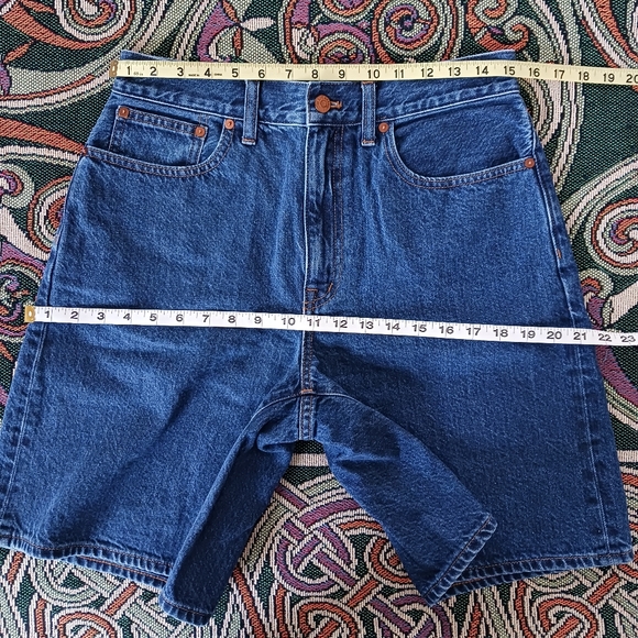 Madewell Bermuda Shorts In Deardorff Wash - Picture 14 of 14